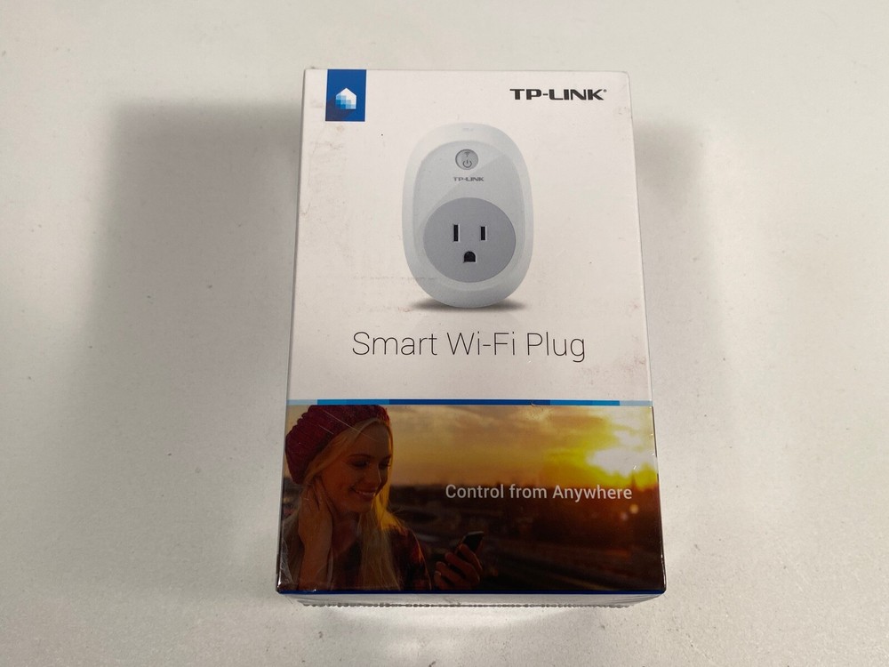 TP-Link Smart Wi-Fi Plug (HS100), New Sealed