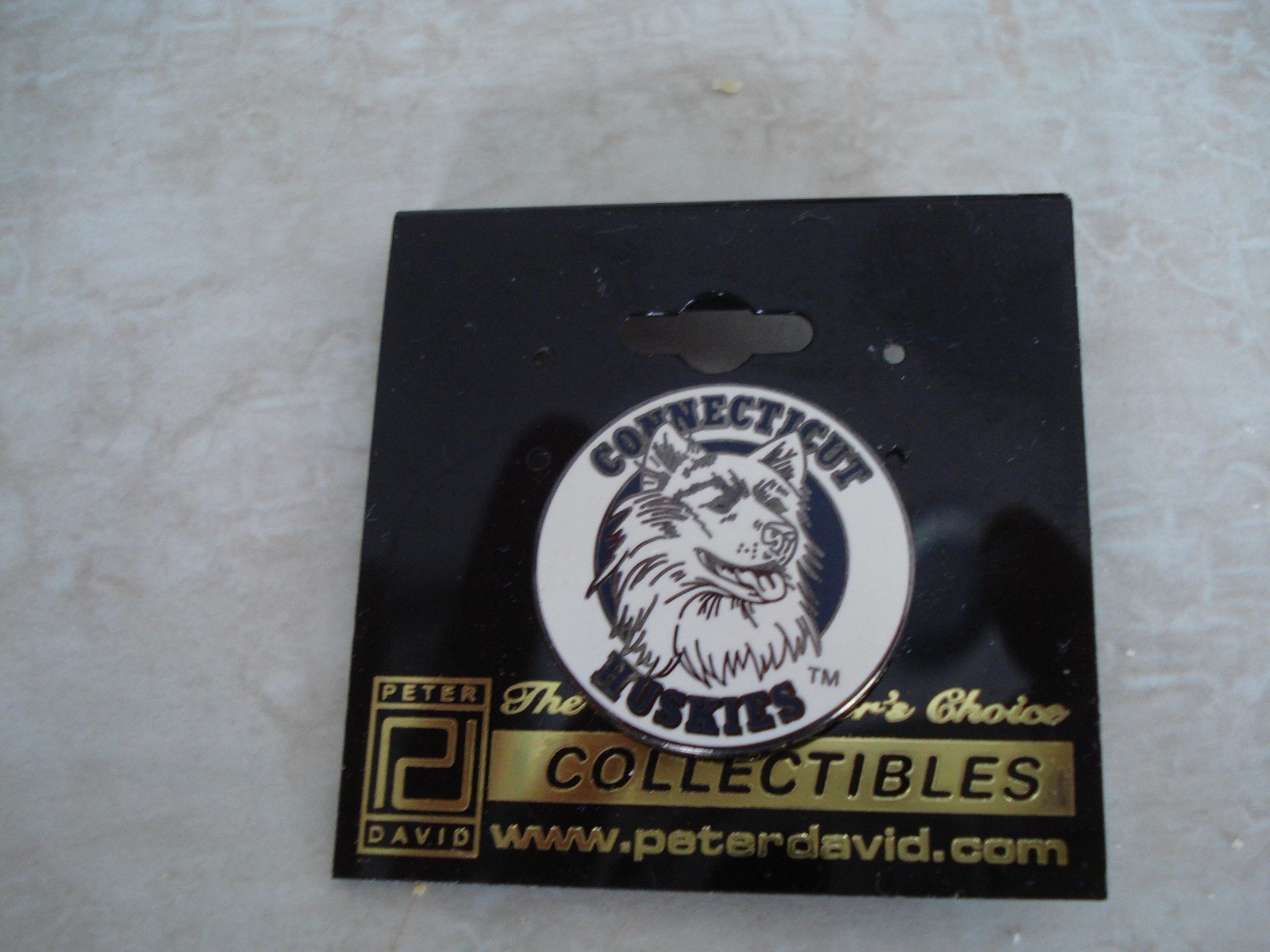 UConn Pin Connecticut Huskies Pin NCAA Logo Pin