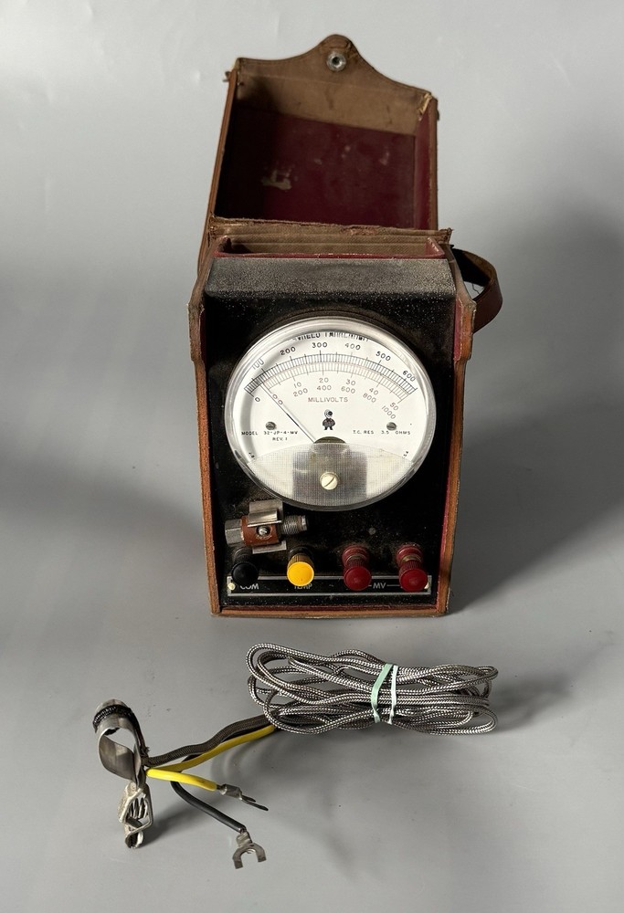 Untested — Robertshaw-Fulton Test Instrument Model 32-JP-4-MV — See Description