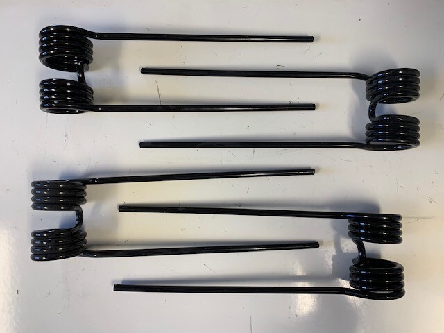 4 Teeth for John Deere 752/754/756 & Frontier TD1123 Tedders ES10525 KN57609000