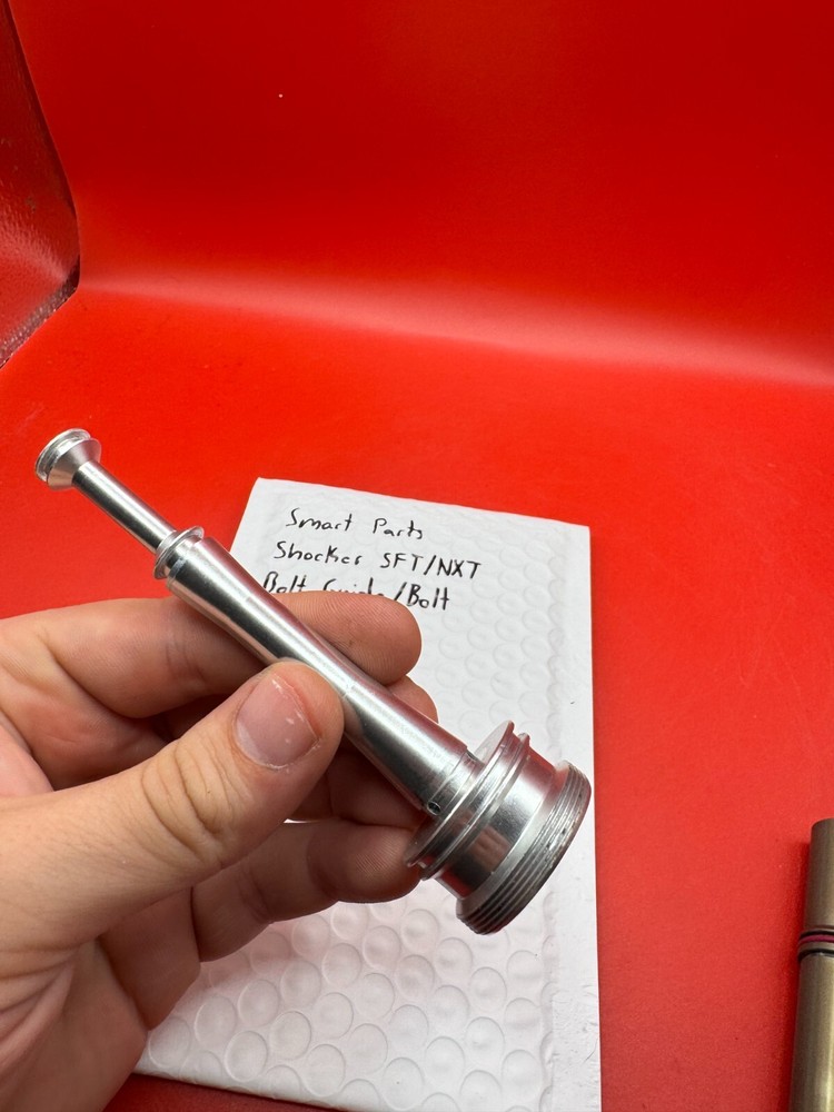 Smart Parts Shocker SFT/NXT Bolt Guide/ Bolt