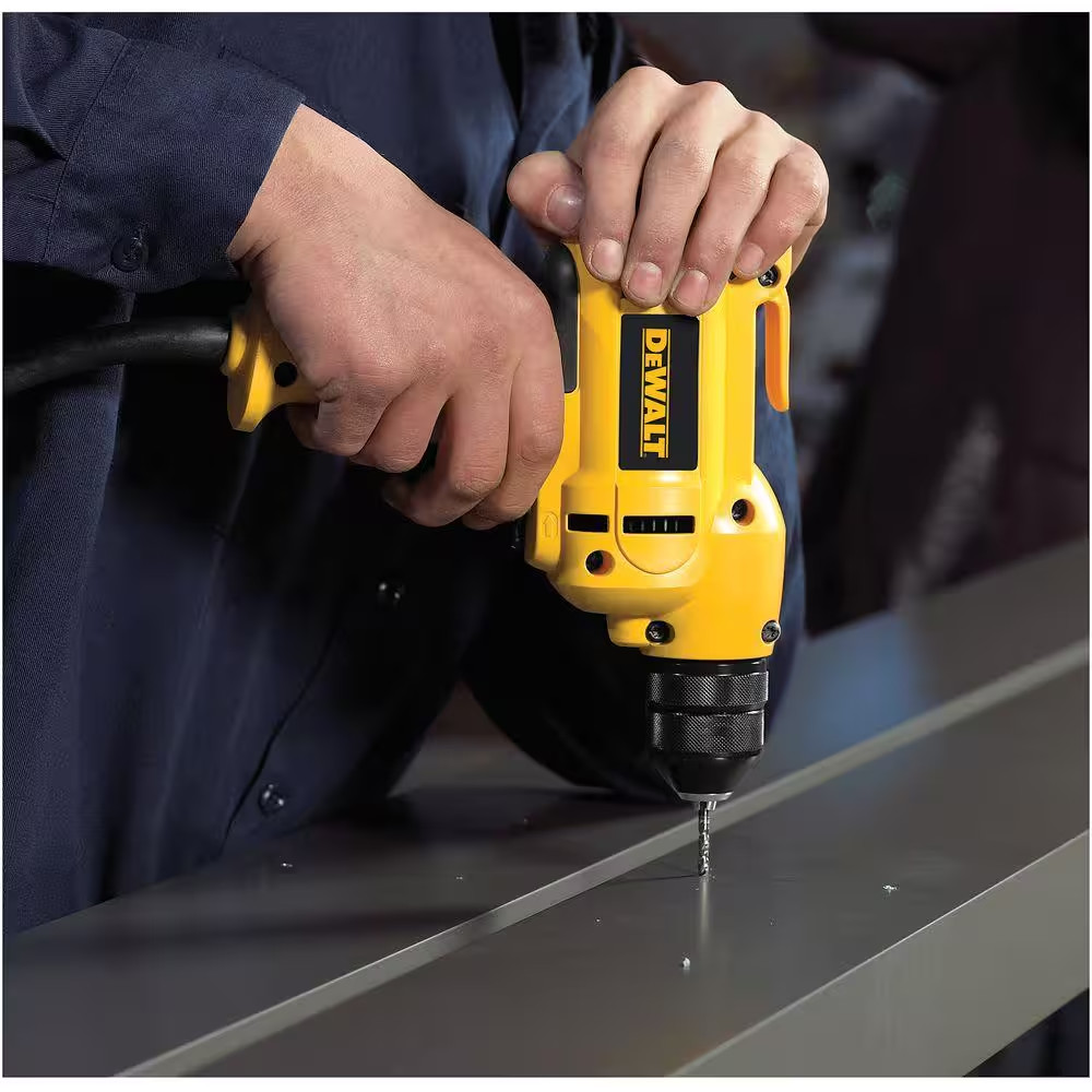 Dewalt 8 Amp 3 8 in Variable Speed Reversing Mid Handle Drill Kit Keyless Chuck