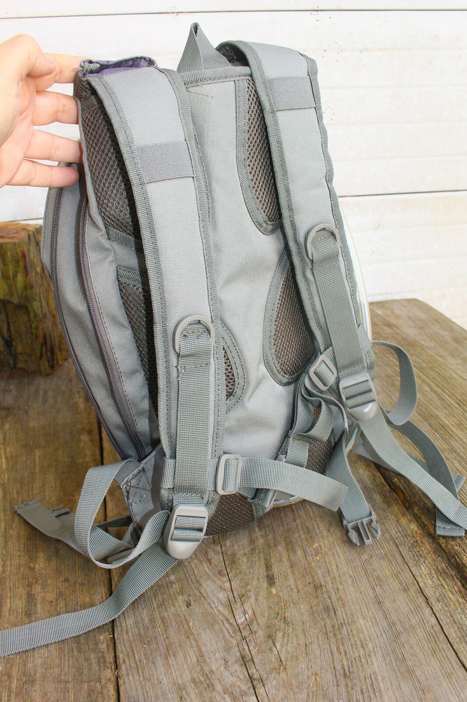 Small Light weight Day Back Pack Hydration backpack Molle Hook Loop Grey OS