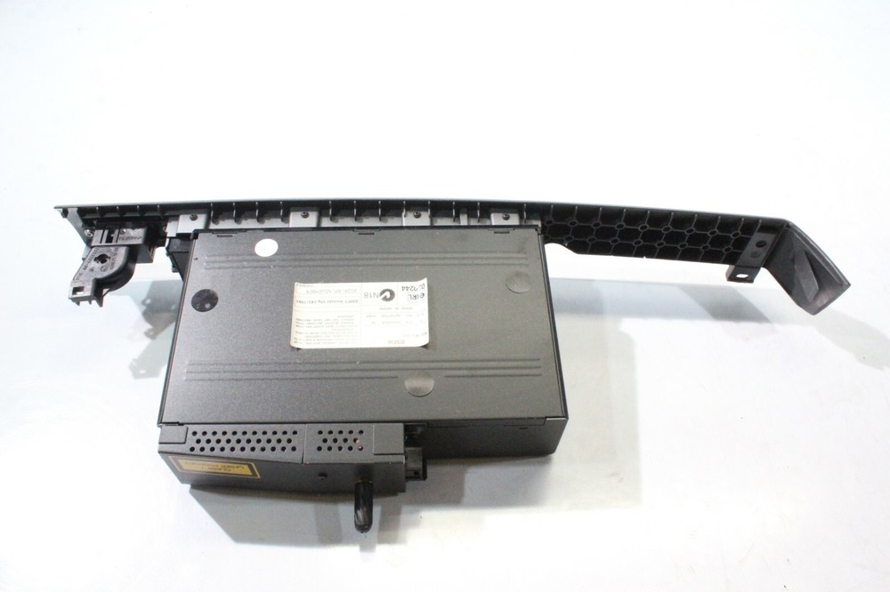 2005 BMW 745I 6 DISC CD CHANGER ASSEMBLY L1629
