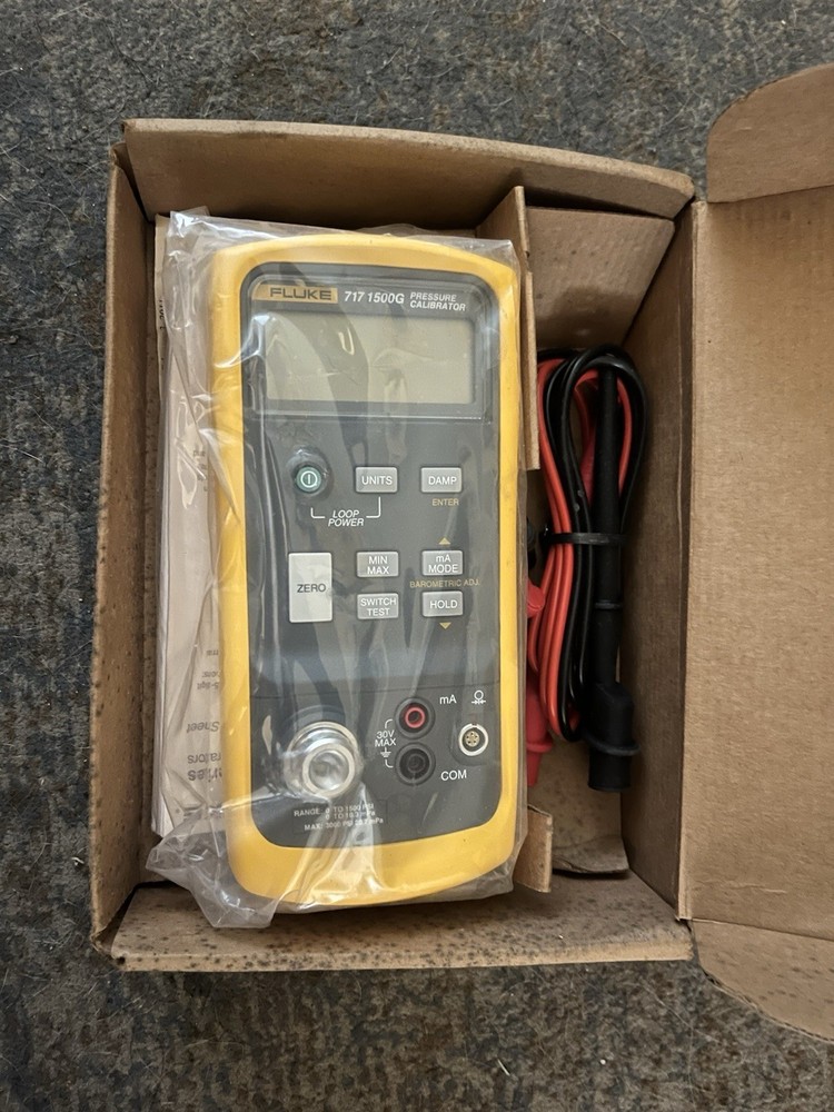 Fluke Pressure Calibrator Model #717 1500G