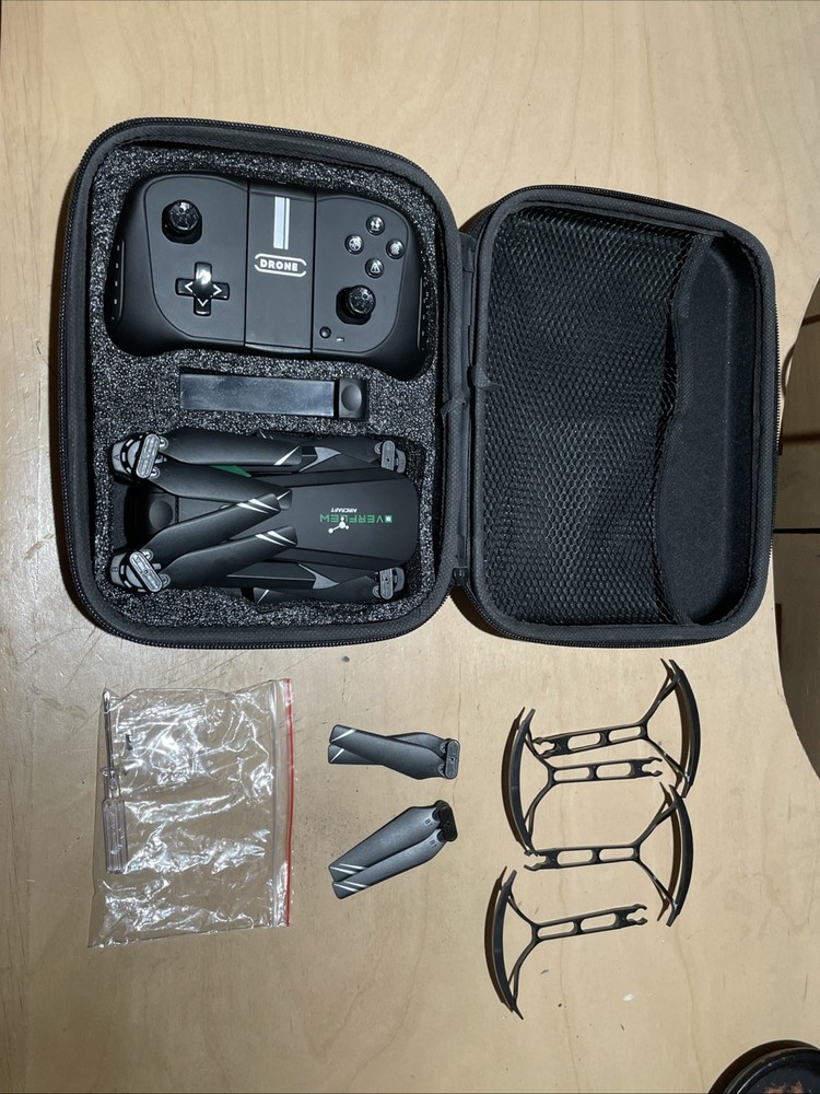 Drone with 1080P Camera for Beginners and Adults, Foldable Remote Control Qua