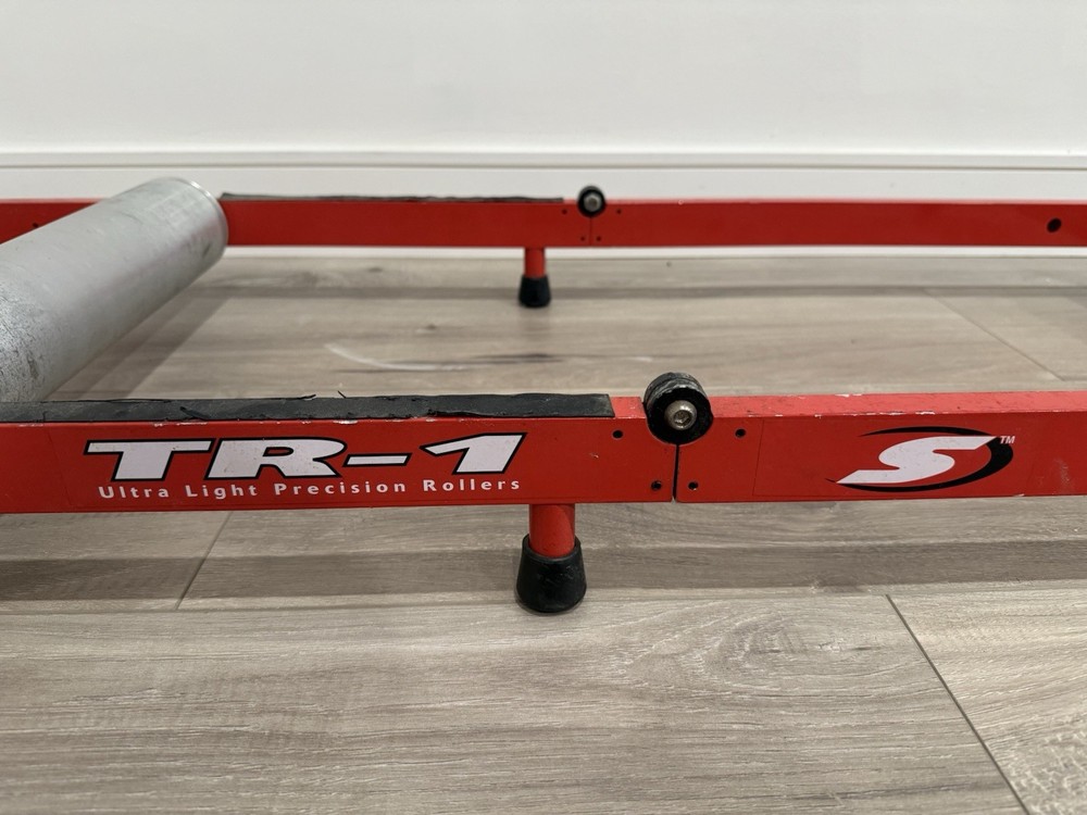 TR-1 Ultra Light Precision Roller Trainer Indoor Cycling Trainer