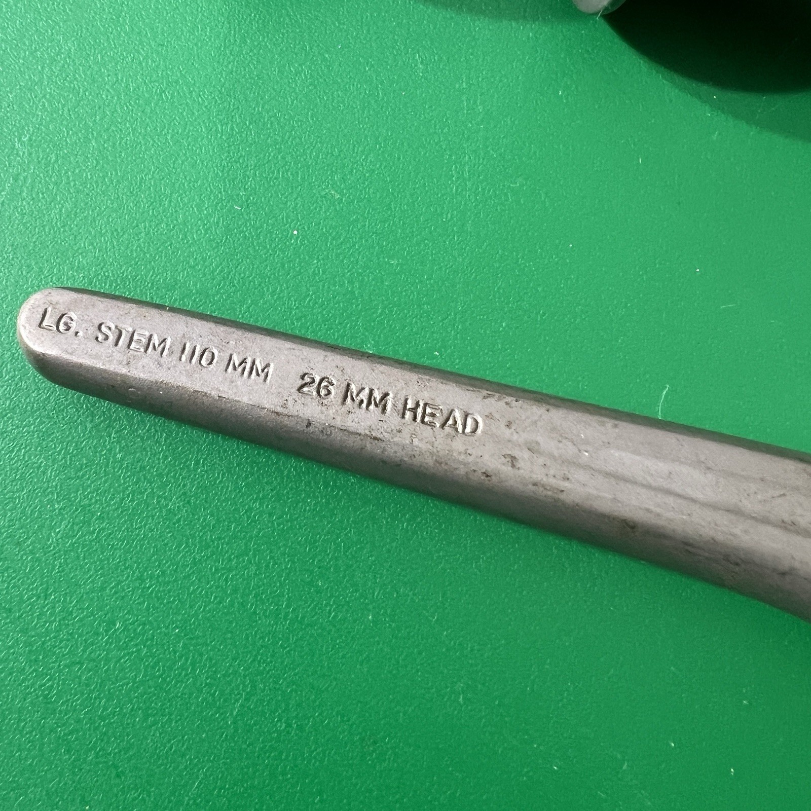 Medical Surgical Salesman Samples Implants Metal Oddity Doctor Orthopedic