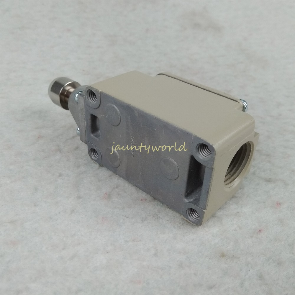 1PCS Wld3q Limit Switch Wld3-Q Omron New