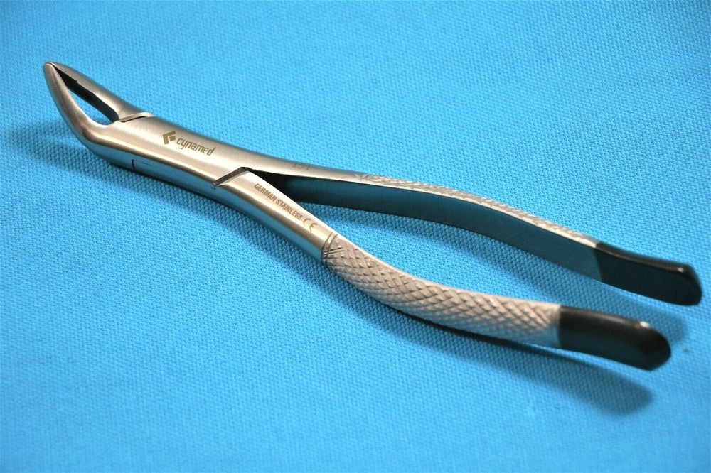 German Dental Lower Universal Tooth Extracting Forceps# 151 With Serrated Jaws