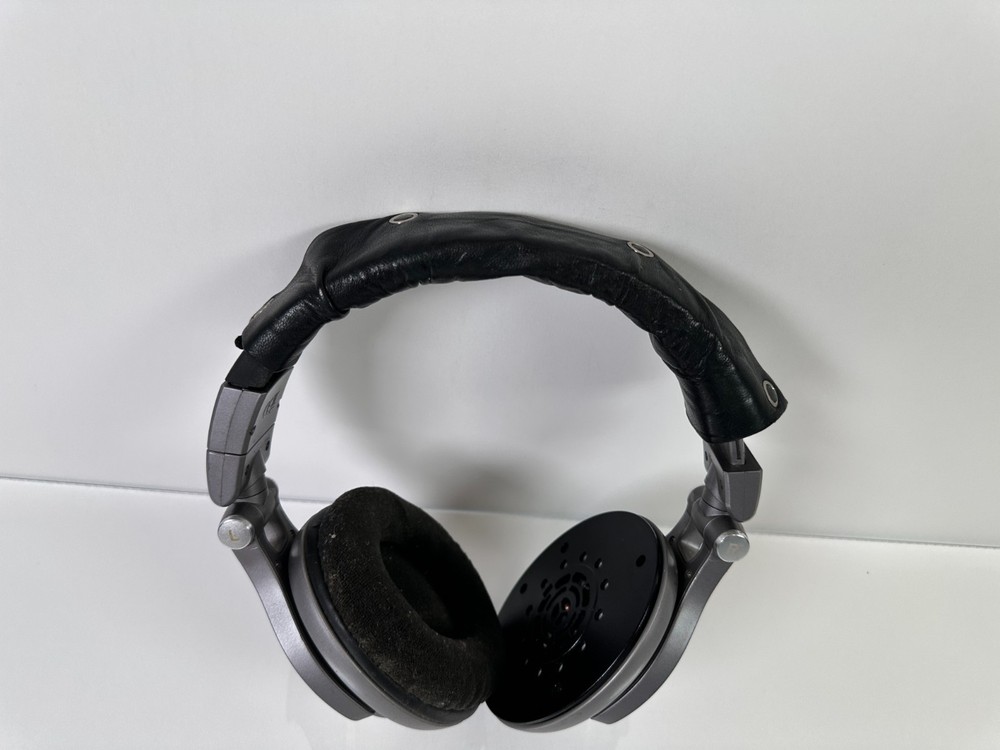 Shure SRH940 Studio & Live Headphones