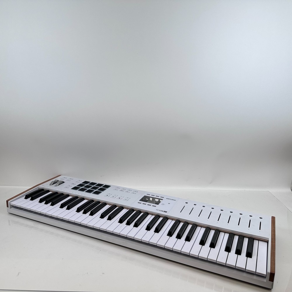 Arturia KeyLab 61 MIDI MK3 Keyboard Controller White; AS-IS