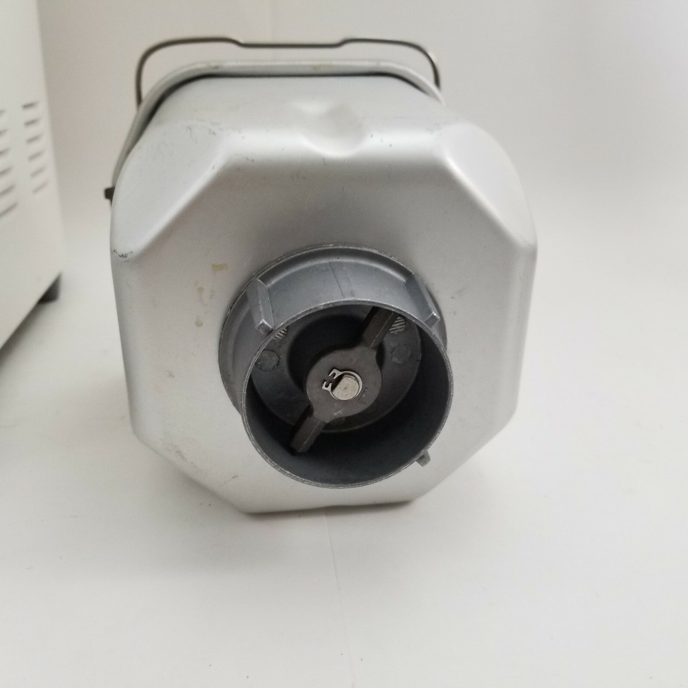 Breadman TR-440 Automatic Bread Maker 1.5 Lb Loaf Homemade Bread Machine