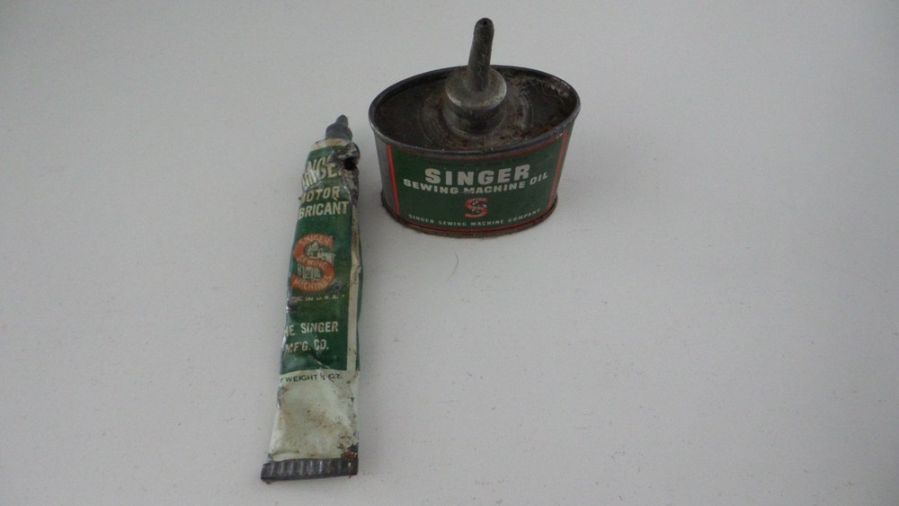 Singer Vintage Sewing Machine Oil Can & Lube