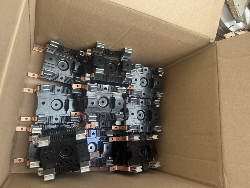 CROUSE H OR MURRAY METER SOCKET 125A MAX.