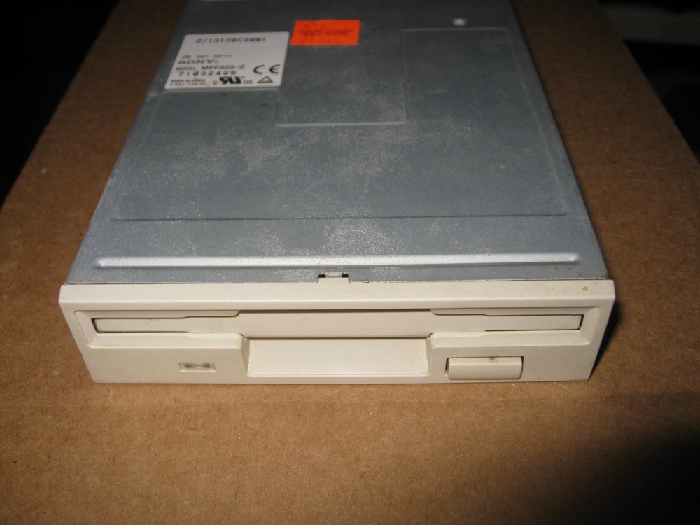 SONY MPF920 FLOPPY DISK DRIVE internal