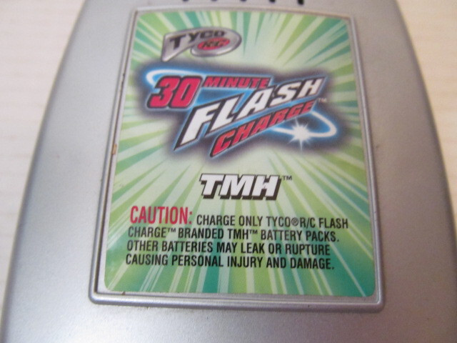 Tyco RC 30 Minute Flash Charge TMH, 9.4 VDC, 2.2A