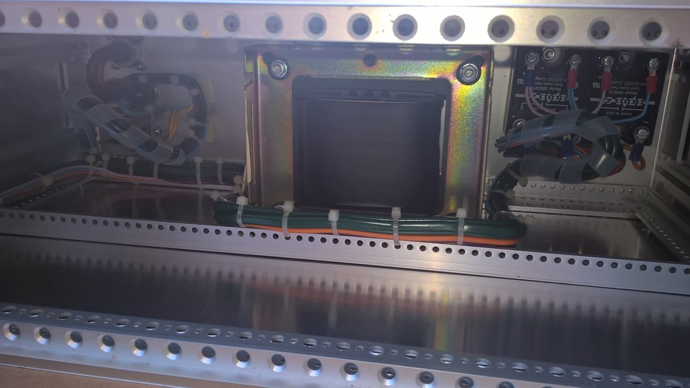 SAES GETTERS Rare GAS Purifier Controller Unit Heated+Thermo System 852 nitrogen