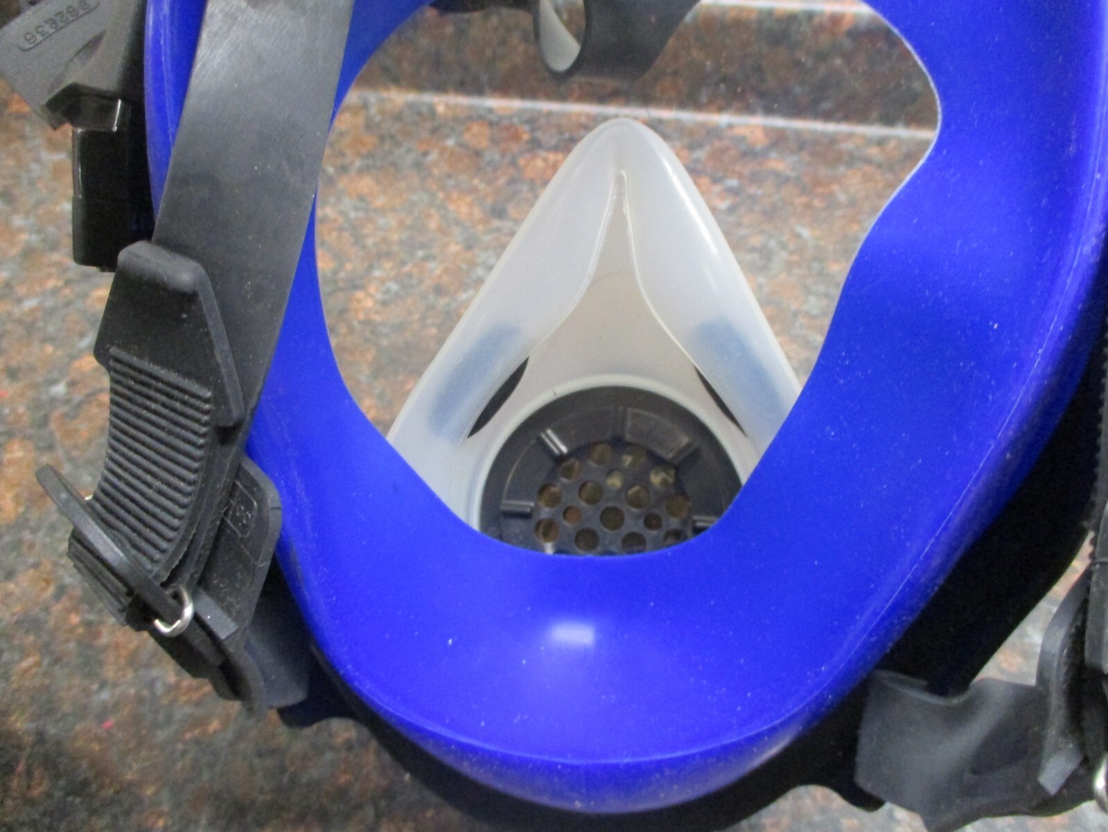 SURVIVAIR AIR 202010 MASK Respirator SCBA Firefighter Hazmat FREE SHIPPING