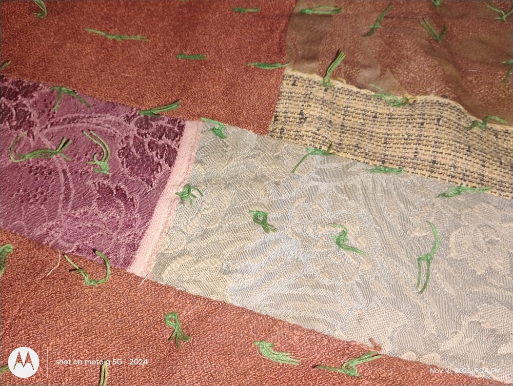 Vintage Handmade Patchwork Quilt - Full/Queen Size - Excellent Condition