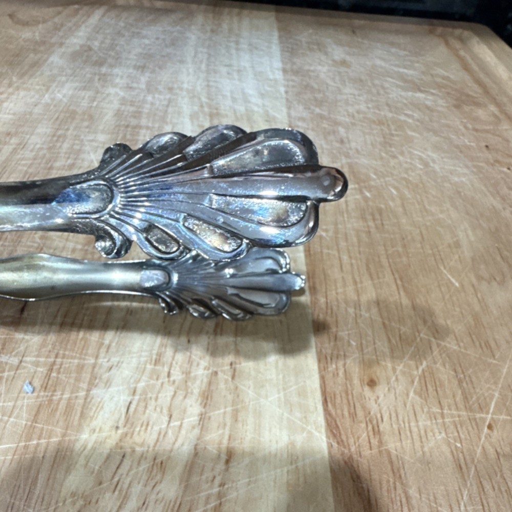 Silver Plated Decorative Shell Design Tongs Collectible Ornate