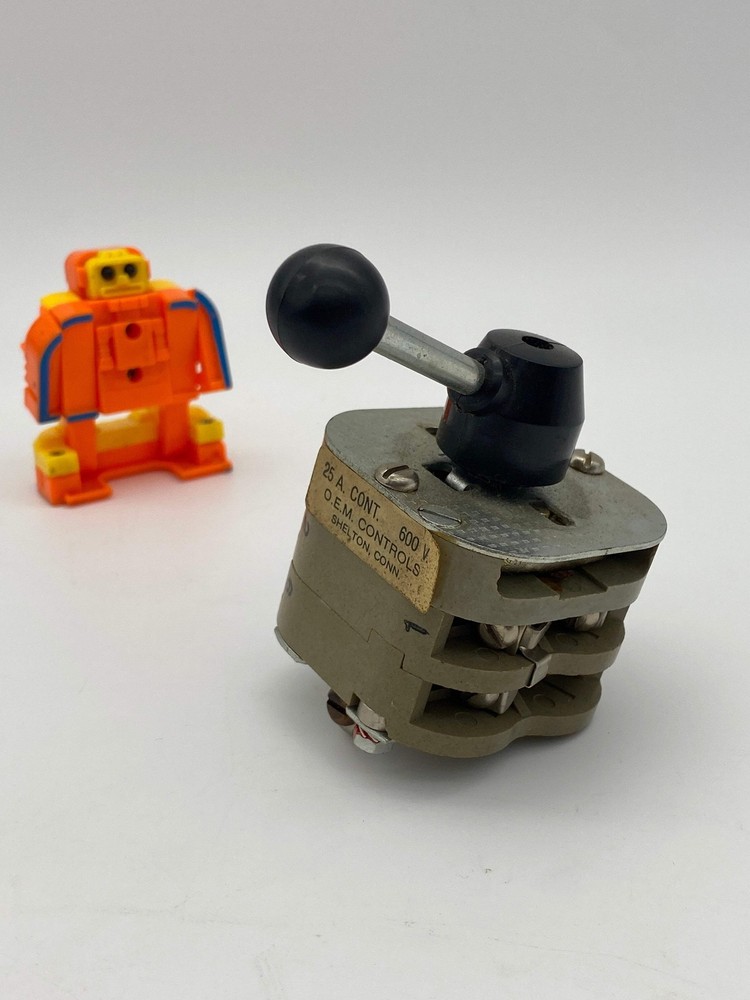 OEM Controls NN162S654 Lever Controller, 25A, 600V (No Box)