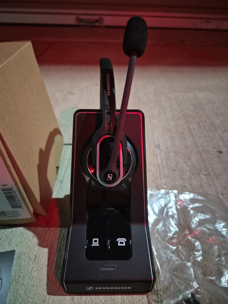 New Sennheiser SD Pro 1 Single-Sided Wireless DECT Headset & Base 506010