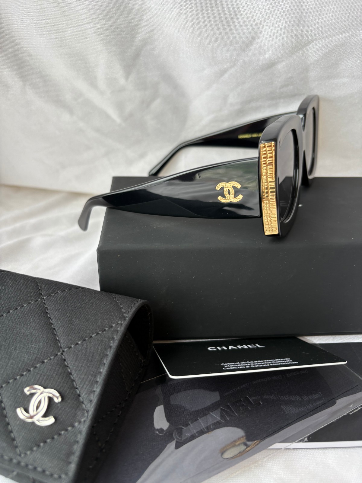 😊Authentic CHANEL 5435 POLARIZED BLACK & WHITE RECTANGLE SUNGLASSES