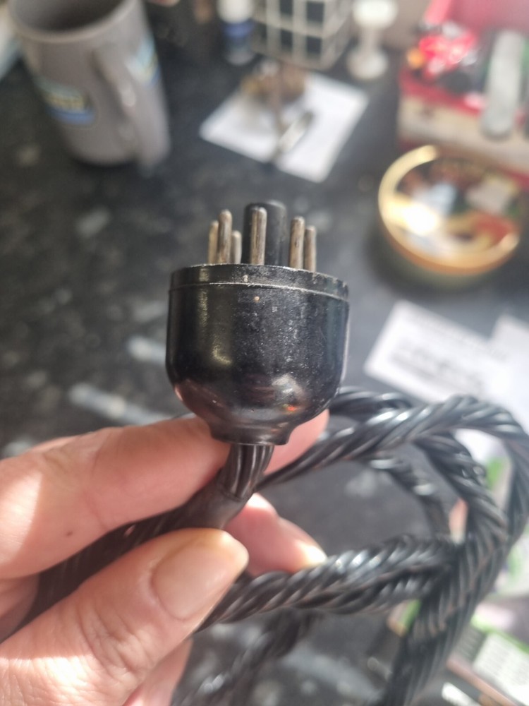 Bulgan Cable ( Octal) (Mc Murdo)