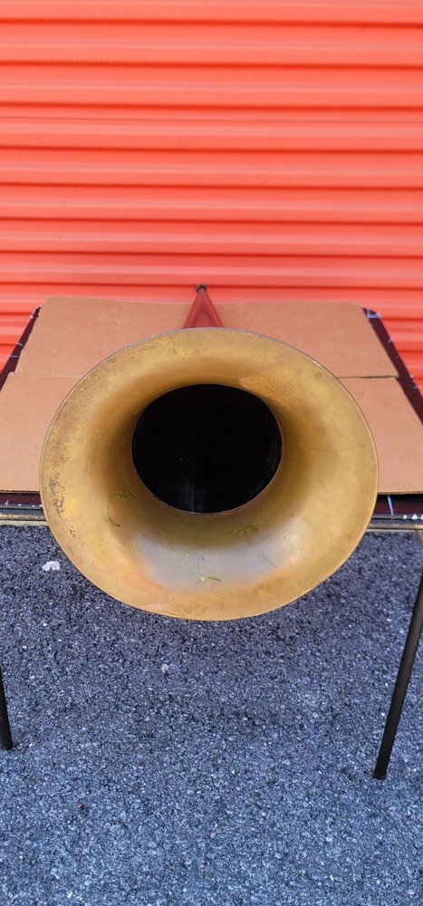 TTCo Standard Amplifier Talking Machine Horn ( 43X17 )