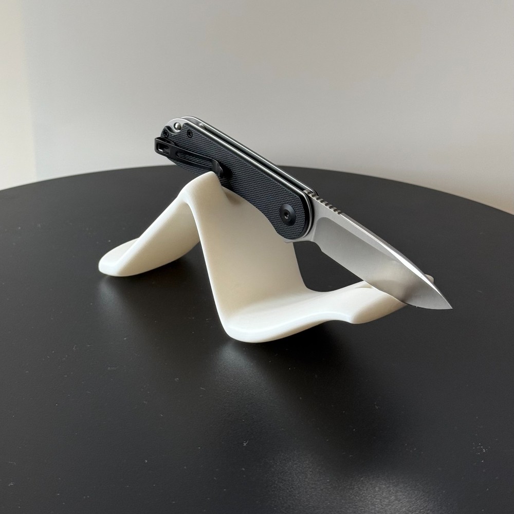 3D Printed Wave Knife Stand - EDC Knife Display Holder - White PLA