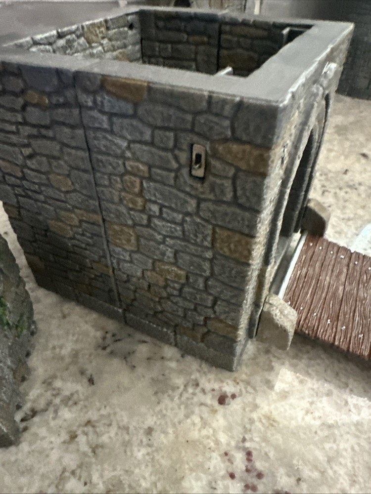 Dwarven Forge Castle Builder Gatehouse With Electric Light Option