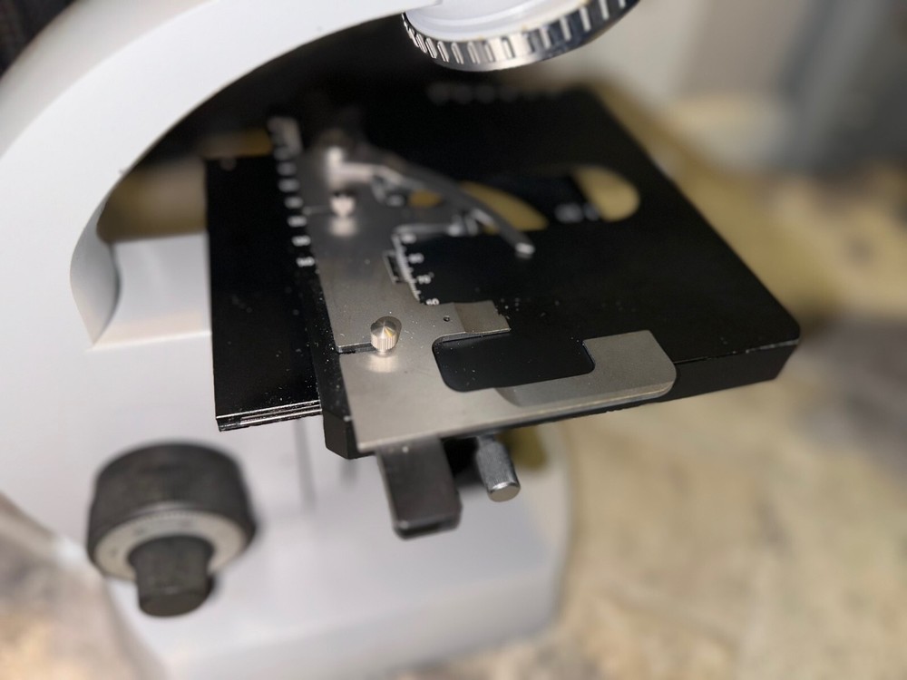 Zeiss Universal Microscope 47 30 14 - 9901 1,25x