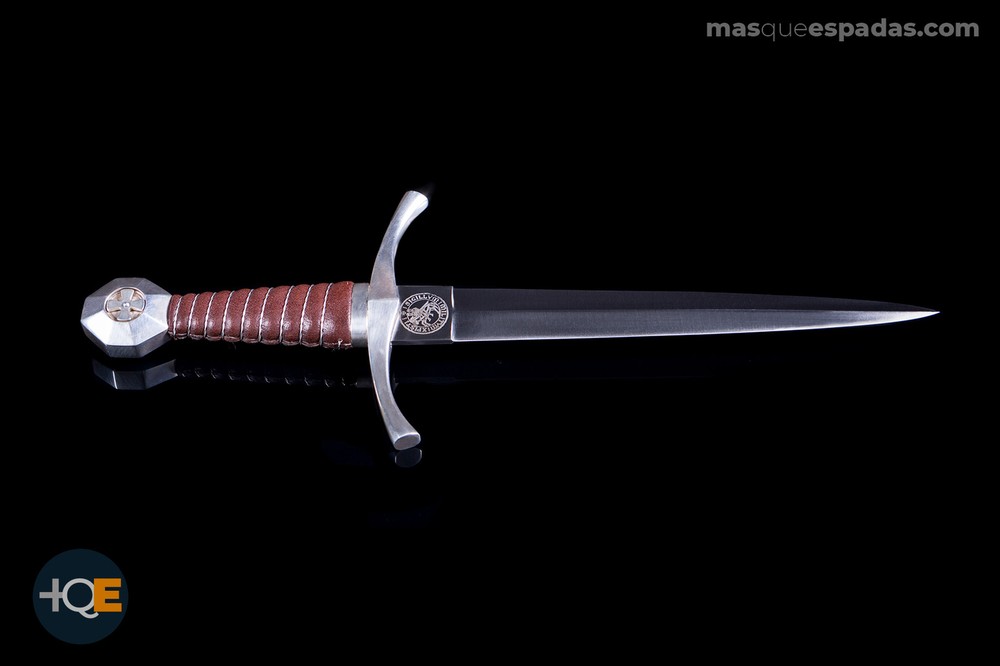 Marto / Windlass Accolade Dagger