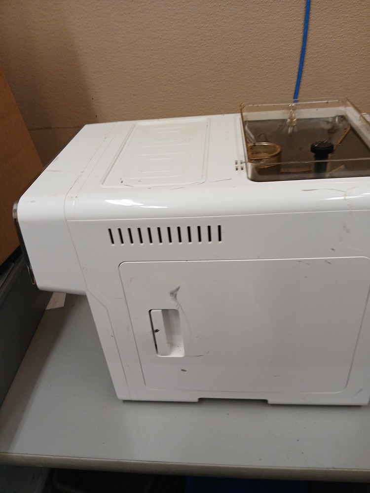 Terra Kaffe TK-01 Super Automatic Espresso Machine RM-A10 White Read!!!