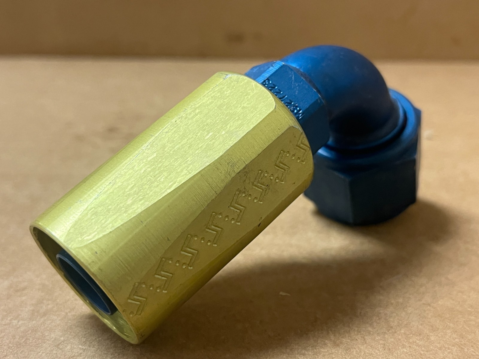 90 Degree Aerospace Fitting P/N MS24590-1120-12 New