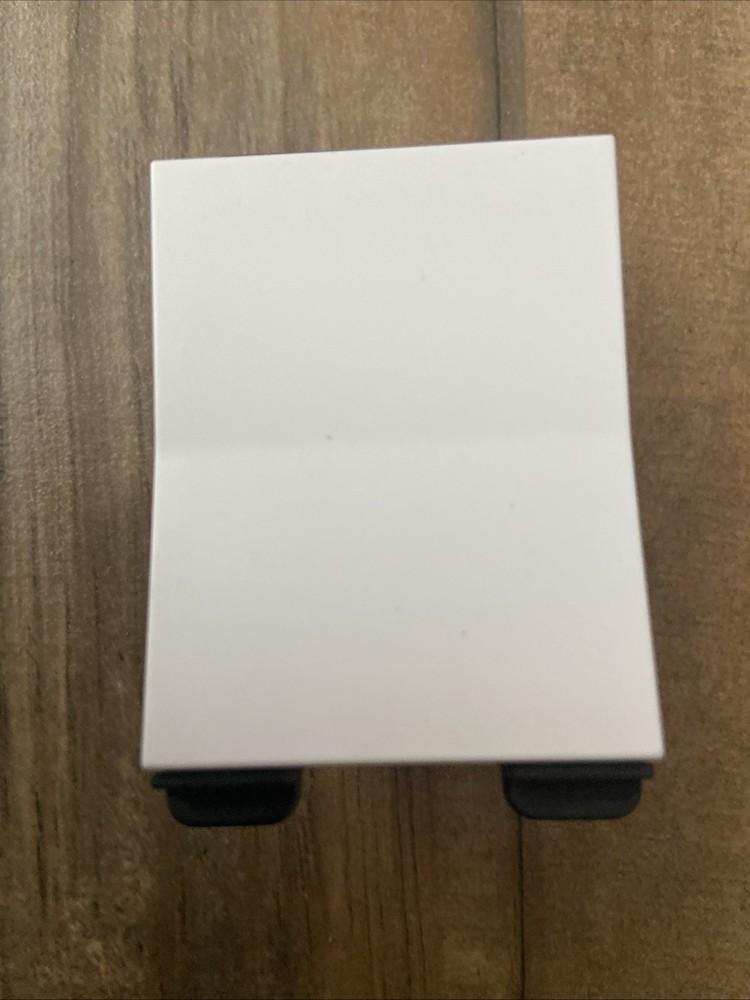 Deako Single Pole Simple Rocker Switch Model DS0008