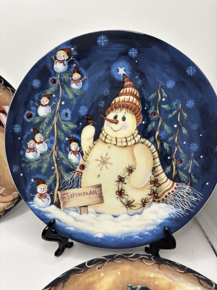 Snowman 4 pcs Set Cake Plates 8"