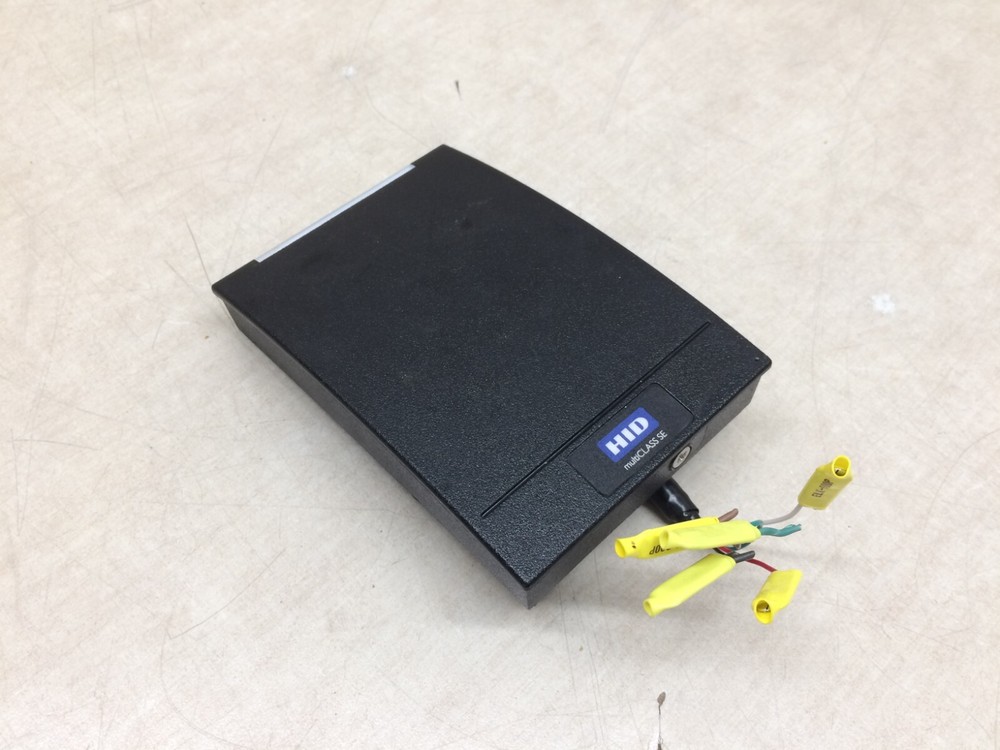 HID Multi Class SE RP40E Contactless Smart Card Reader Wall Switch