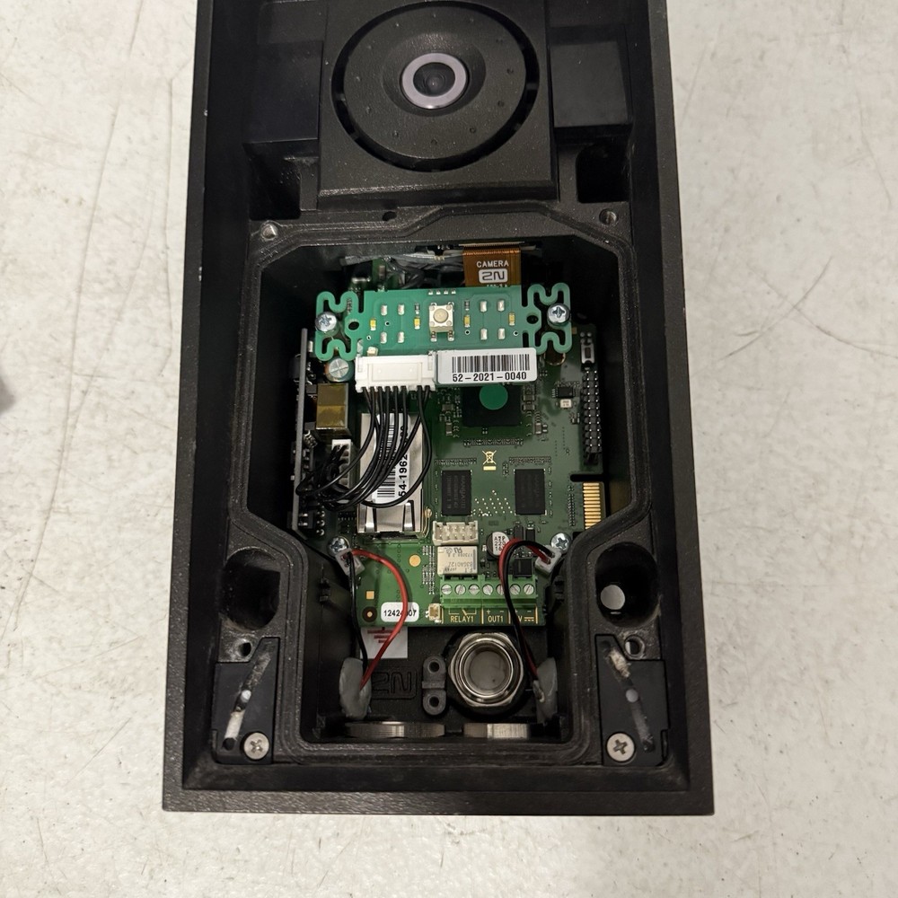 2N IP Force 9151101CHW 1-Button Intercom with HD Camera 10W Speaker USED