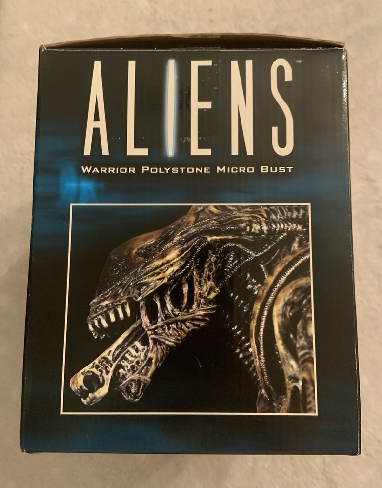 Aliens Figure - Warrior Polystone Micro Bust - Collectors Item