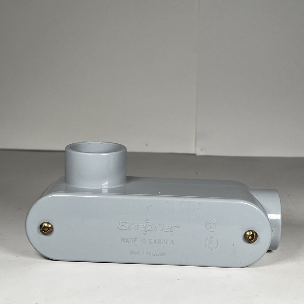 SCEPTER 1" INCH CONDUIT FITTING WET LOCATION , SLL 30S   SEE PICTURES
