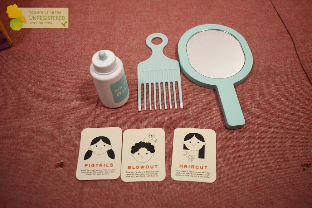 Gigglescape Salon Play Set (Missing Accessories)