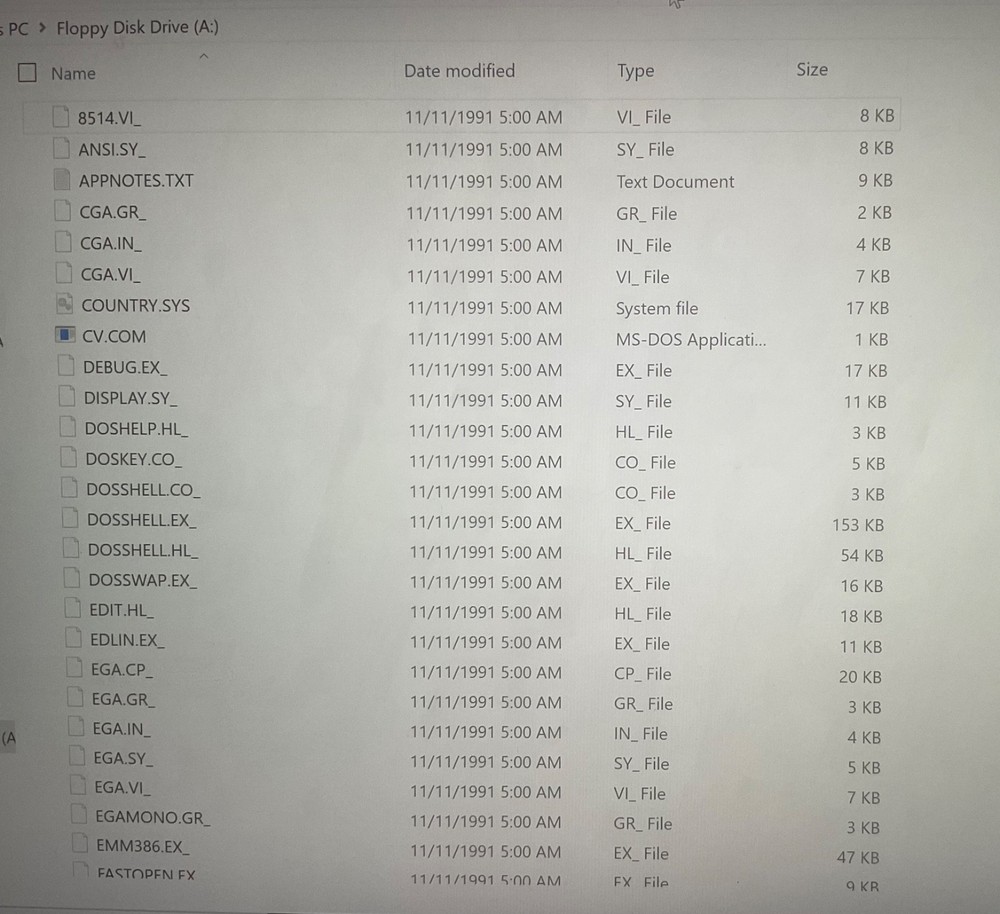Microsoft The Concise Guide to MS-DOS Operating System Version 5.0 +Floppy Disks