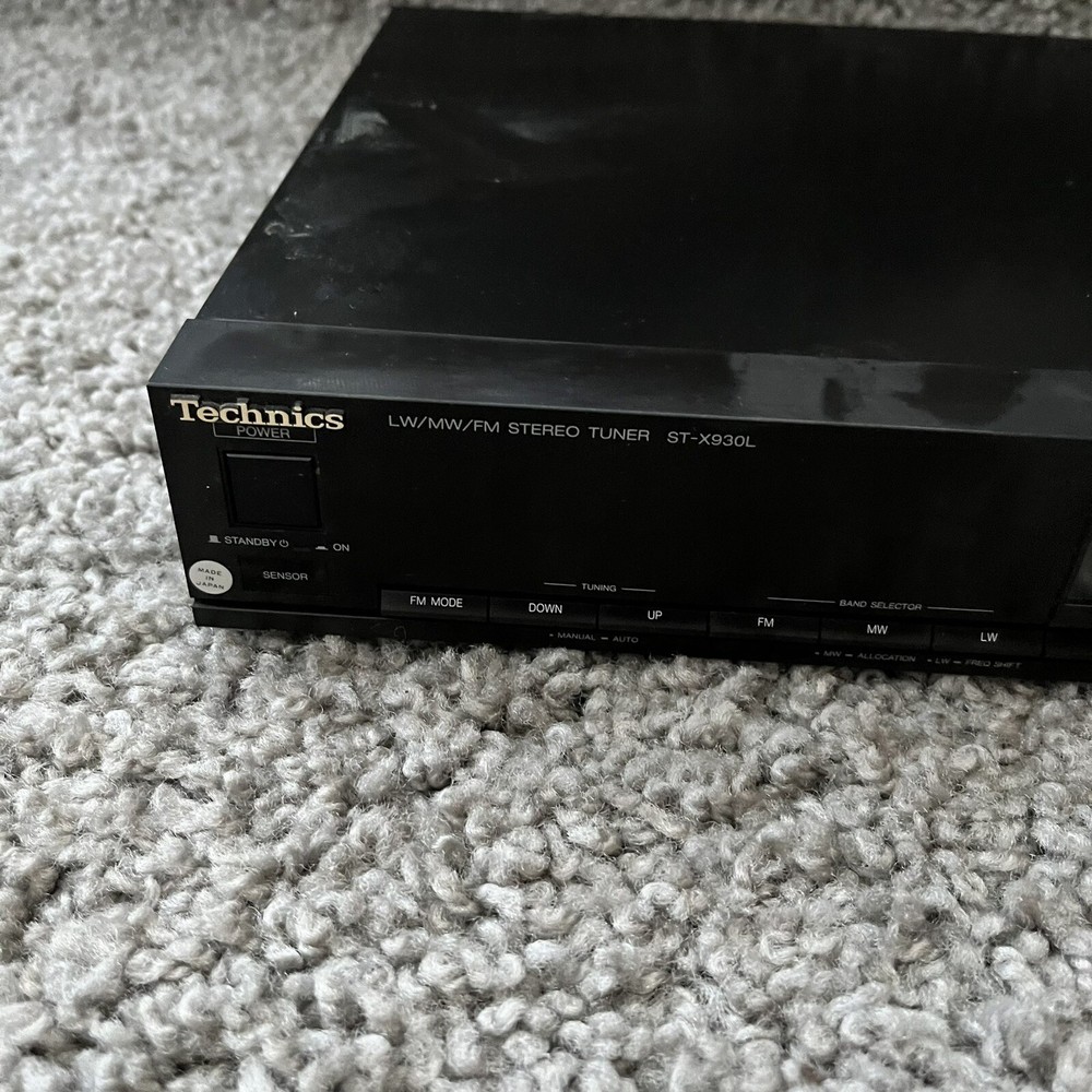 Technics ST X930L FM AM Stereo Hi Fi Receiver