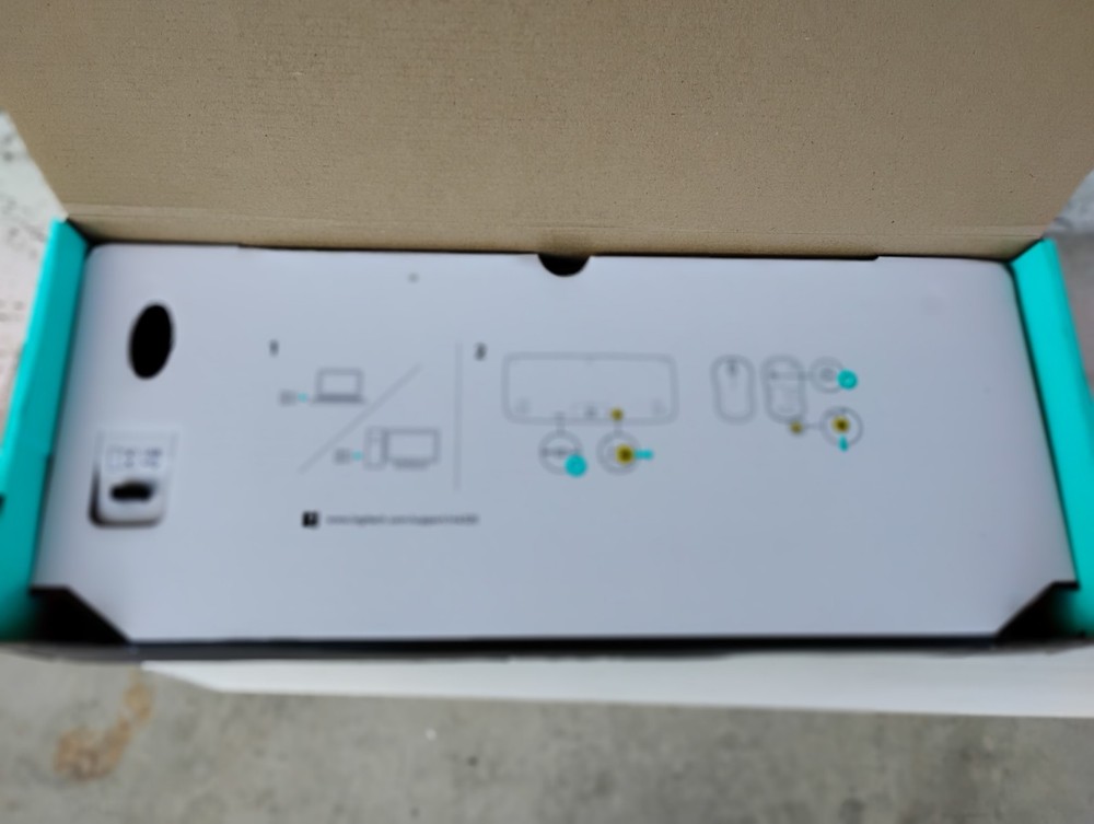 Logitech MK320 (920002836) Wireless Keyboard and Mouse Combo