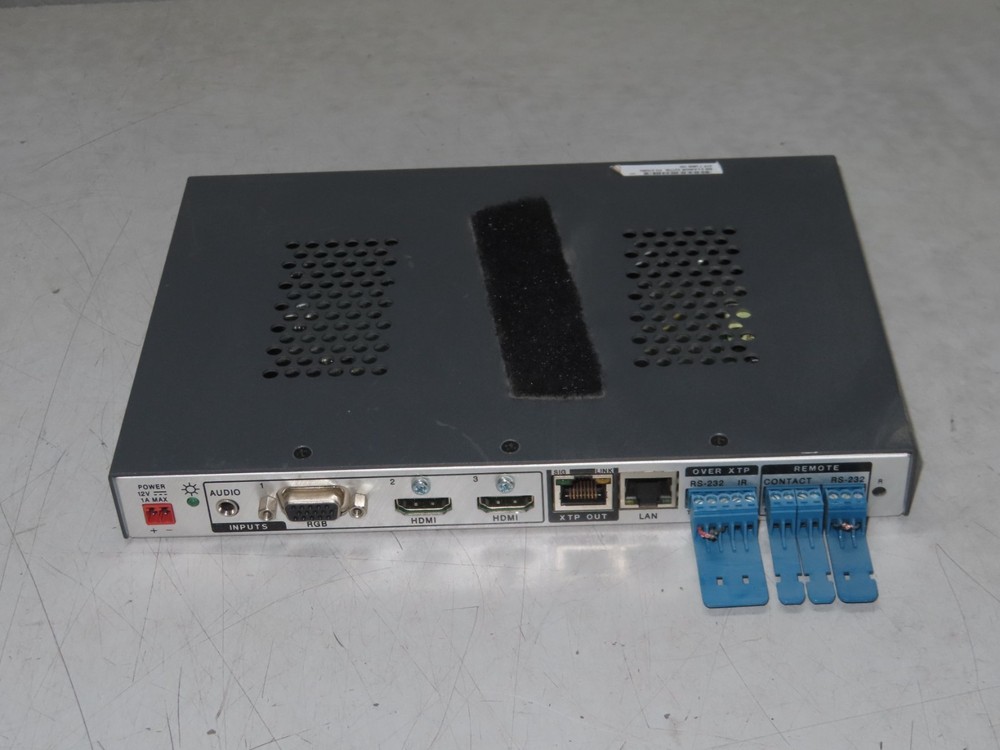Extron XTP T USW 103 Three Input XTP Switcher Integrated Transmitter