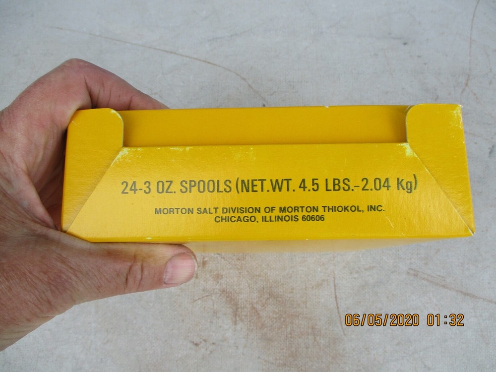 24 Morton Rabbit Bunny Plain Salt Spools NIP