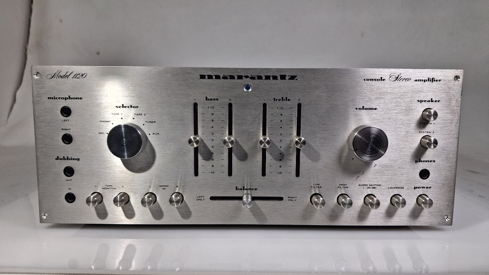 Marantz 1120 Console Stereo Amplifier