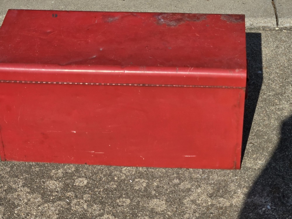 Vintage Snap-On Tools Toolbox - Red Read Description
